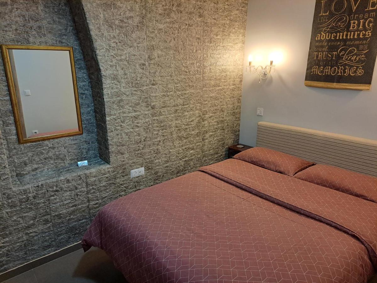 Modern Residence In The Center Of Trikala Luaran gambar