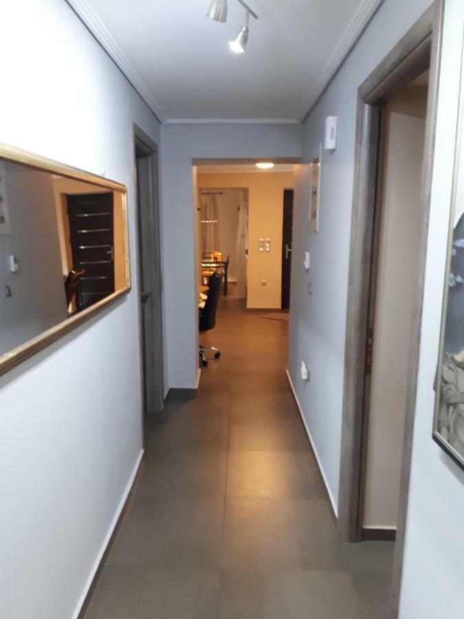 Modern Residence In The Center Of Trikala Luaran gambar