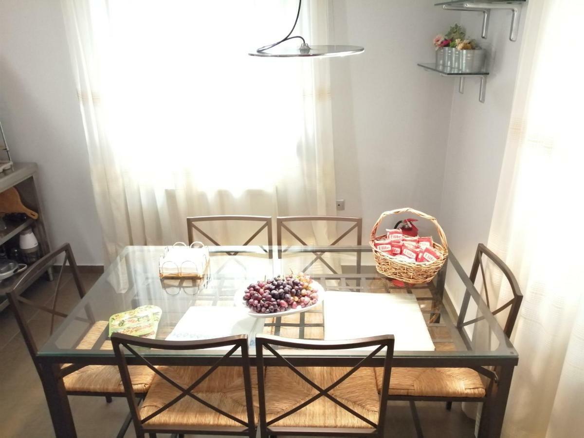 Modern Residence In The Center Of Trikala Luaran gambar